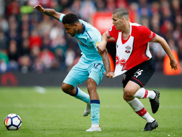 赛中击败了 赛中击败了