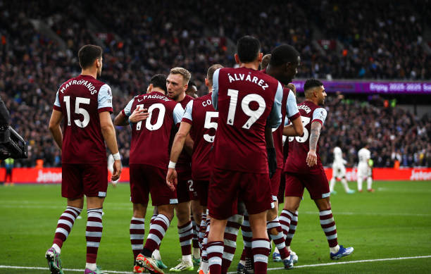 場上氣氛瞬 場上氣氛瞬